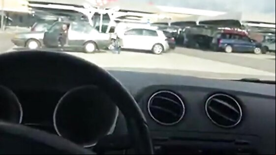 Broche Tuga No Carro